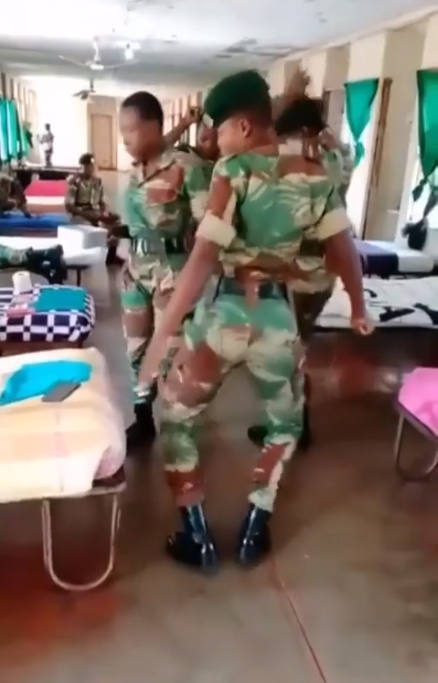 Female soldiers twerk in their uniform (video)
