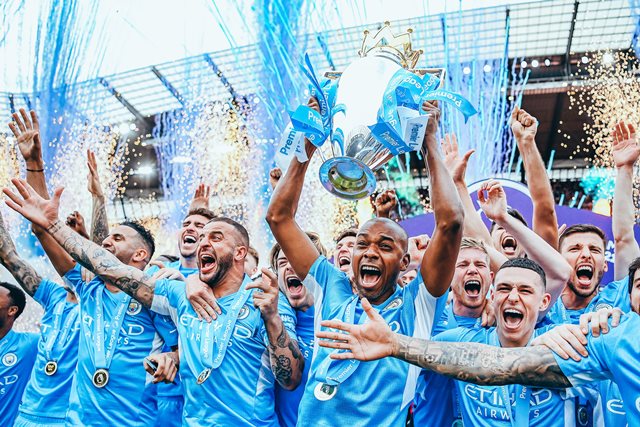 Man City win title after great fightback