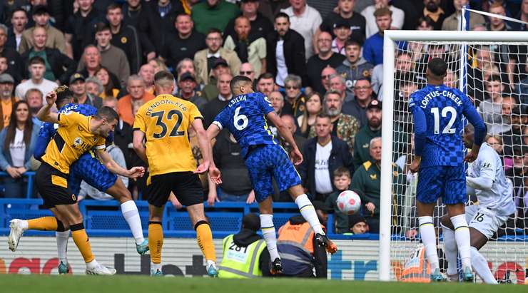 Wolves in great comeback to hold Chelsea at Stamford Bridge