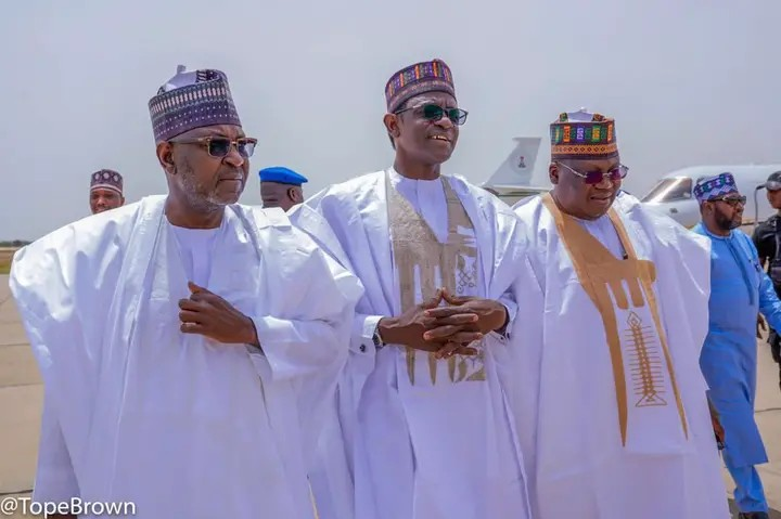 Katsina: Pictures of Buhari in his country home in Daura after he vacated Aso rock villa in Abuja