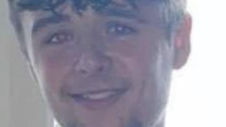 UK Authorities Apprehend Three Suspects in Fatal Stabbing of Teenager