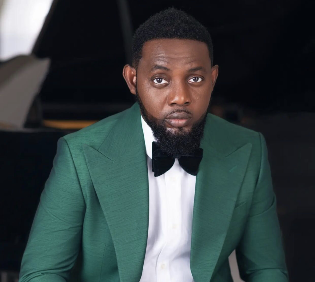 Comedian AY Recalls Meeting RMD While Working as a Bartender