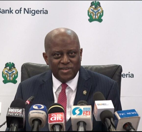 Experts advise CBN to retain 24.75% lending rate - MPC Meeting